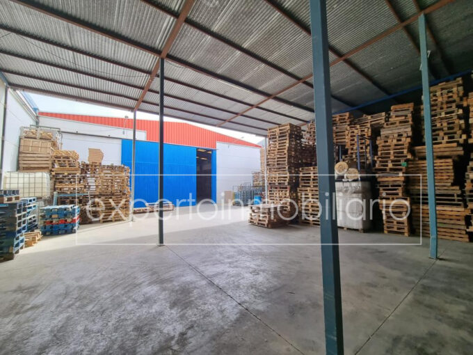 NAVE INDUSTRIAL EN VENTA (POLIGONO LA JUAIDA)