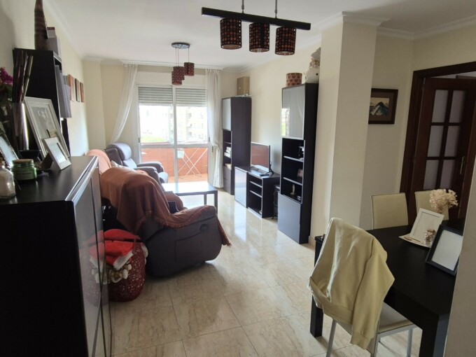 PISO EN VENTA (CTRA. SIERRA ALHAMILLA)